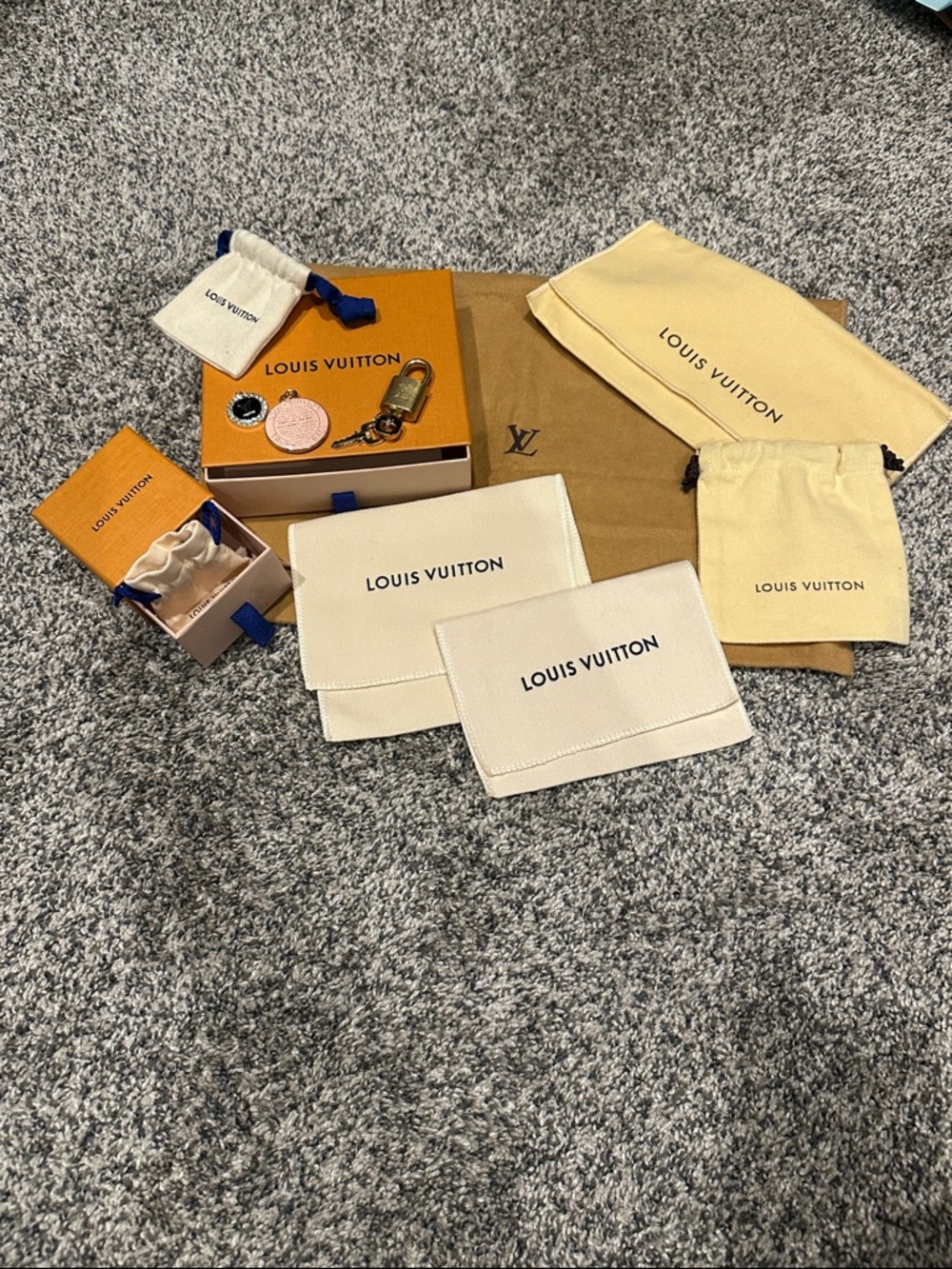 Louis Vuitton Lovers Bundle Cream Dust Bags with Orange Signature Boxes